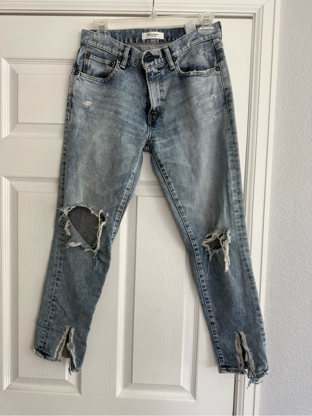 Moussy Vintage Ithan Skinny Jeans in Blonde Ambition, size 26.